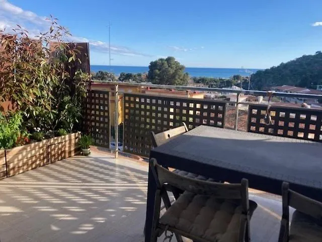 Apartamento Con Vistas Al Mar Castelldefels